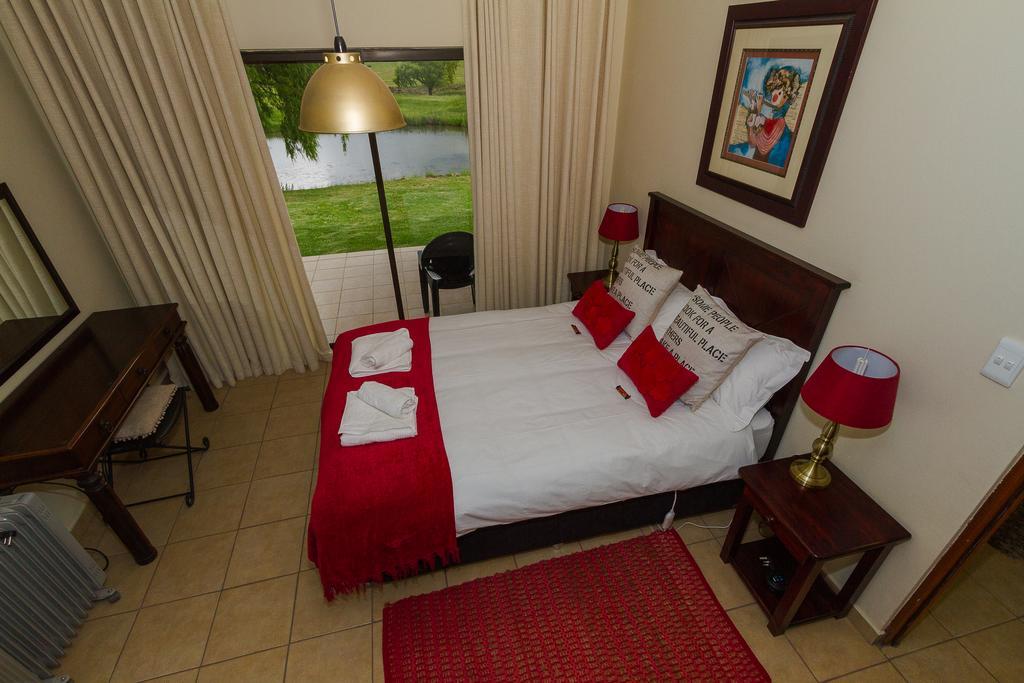 Forellenhof Guest Farm Wakkerstroom Ngoại thất bức ảnh